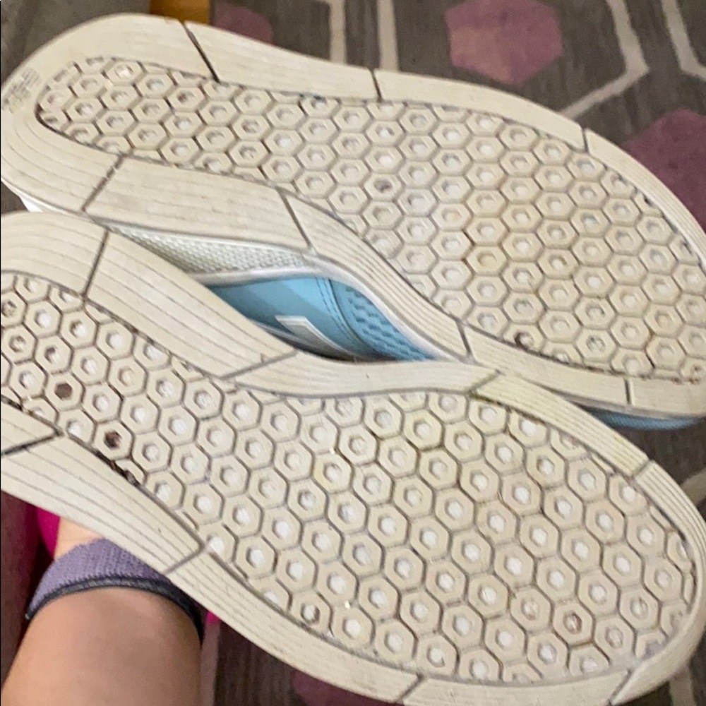 Barely Worn New Balance Revlite - image 4